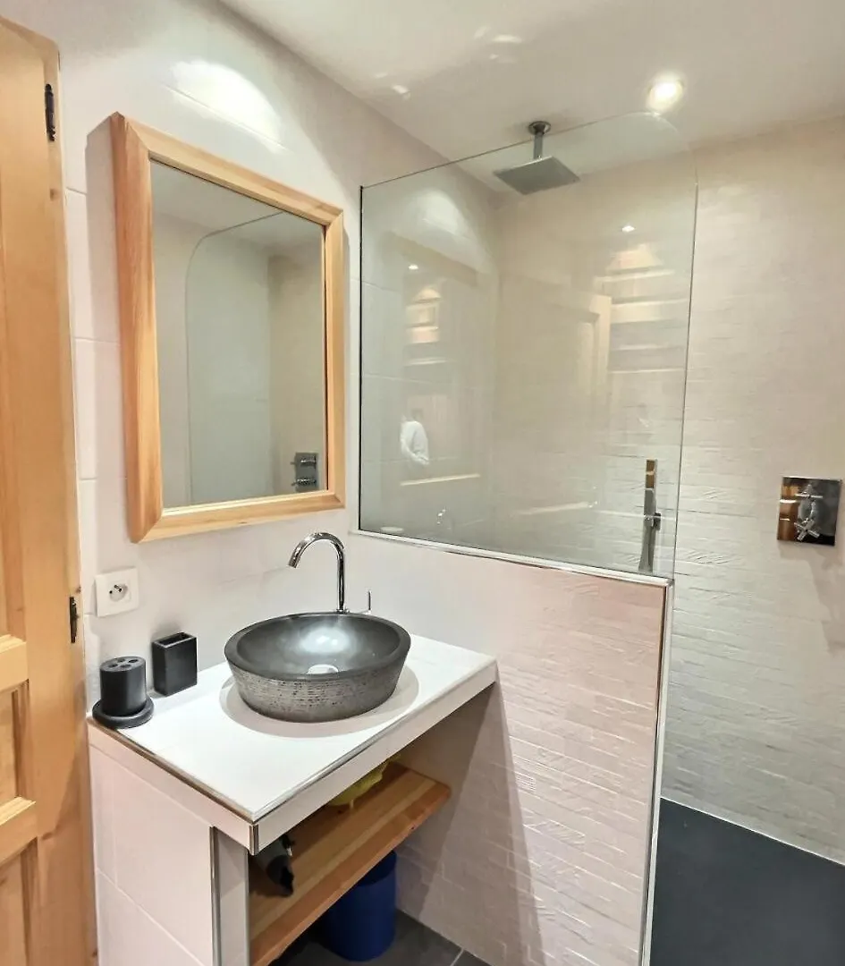 Residence La Balme - Appartement 3 Pieces Situe A Val D'Isere, Dans Une Residence Calme A Proximite Des Pistes Et Du Centre De La Station Mae-1551 Val-dʼIsère